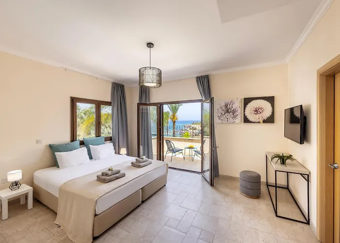 Sunnyvillas: 4br Seafront Villa*private Pool*bw44 Villa